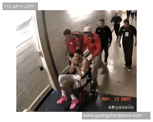 镜头捕捉：塔图姆赛场小动作引发热议